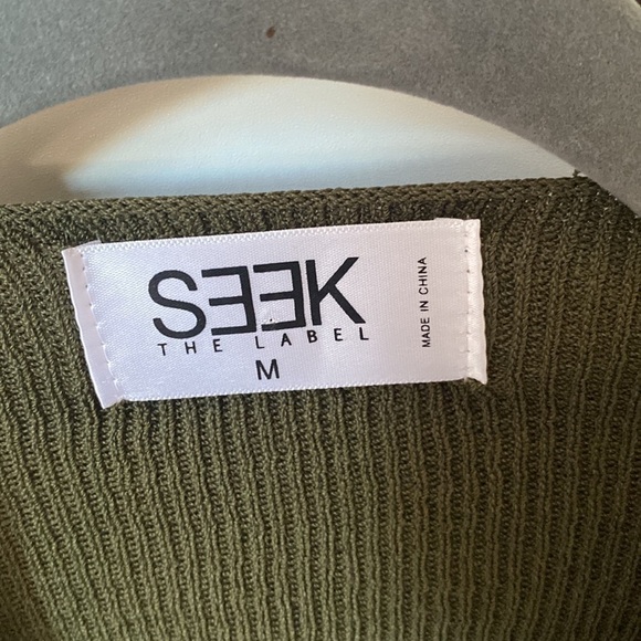 LF SEEK the label quarter zip shirt, short sleeve, olive green, size M - Picture 3 of 5